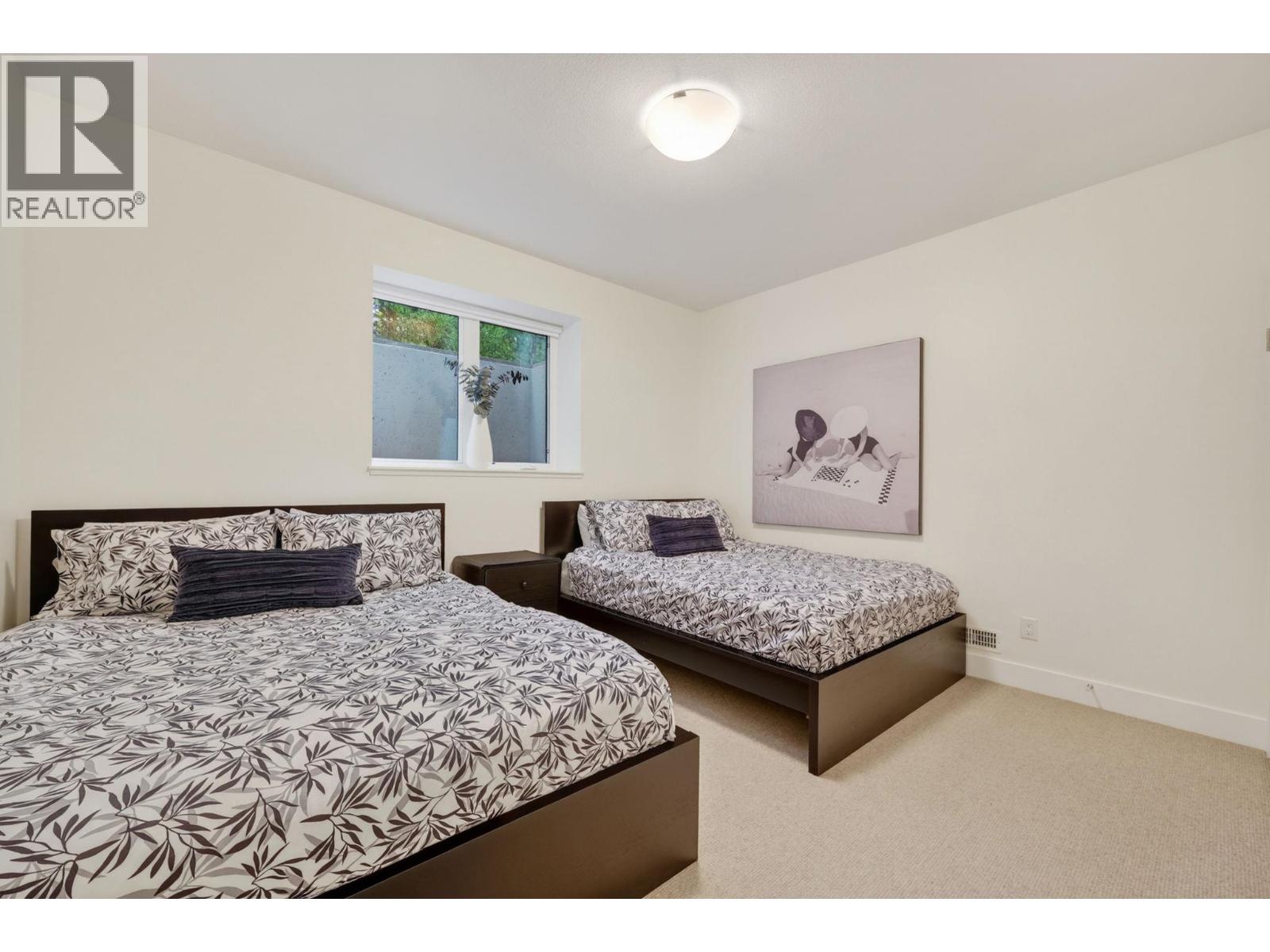  504 Metcalfe Avenue, Kelowna