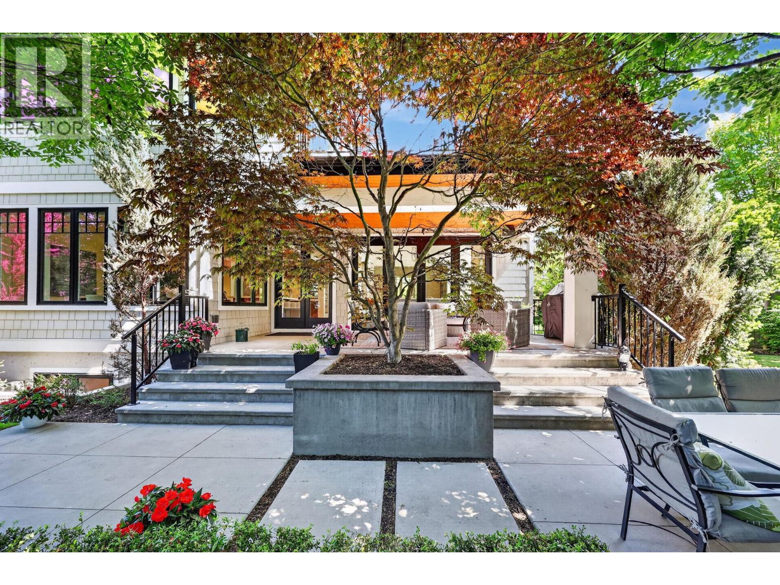  504 Metcalfe Avenue, Kelowna