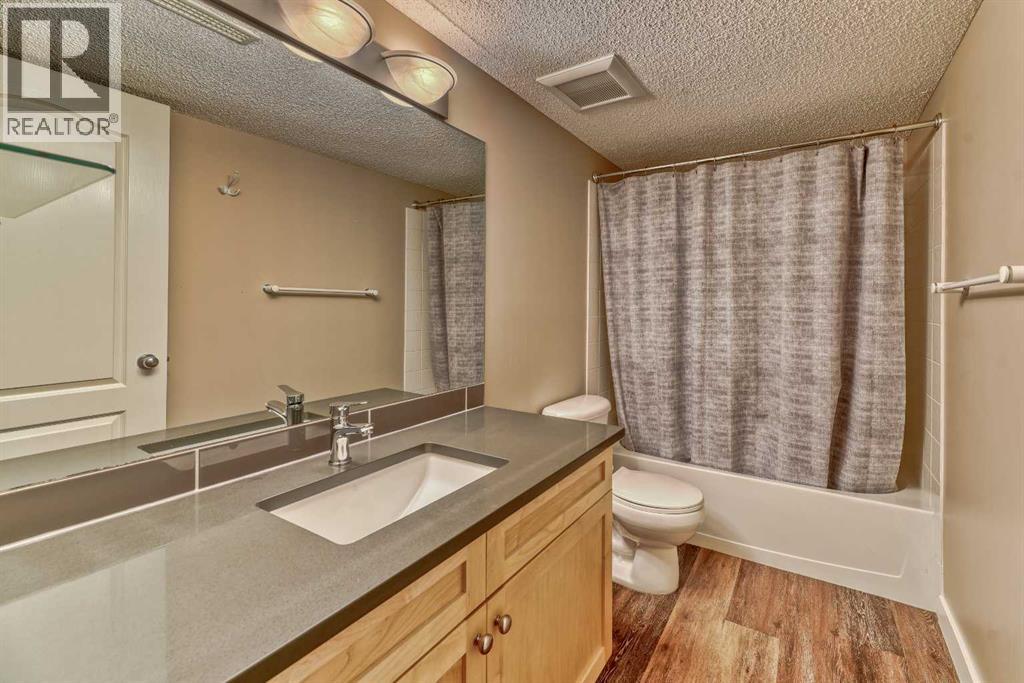 406 Rocky Vista Gardens NW - 35