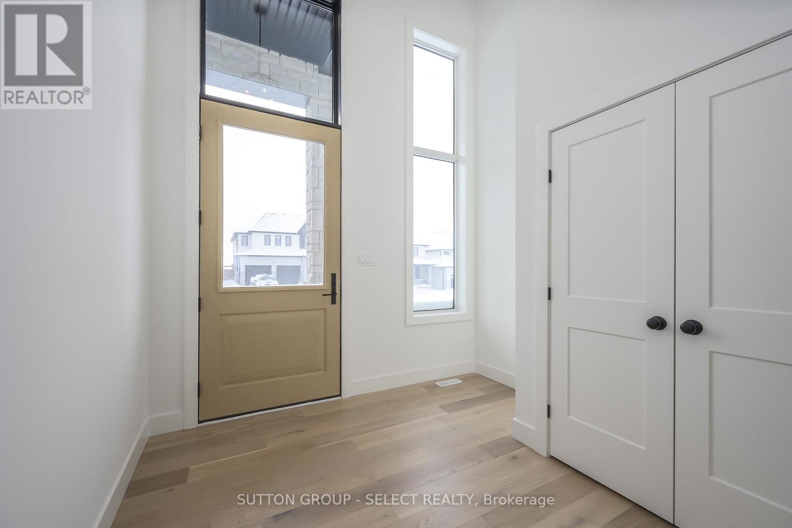 1898 FOUNTAIN GRASS DRIVE - Image 3