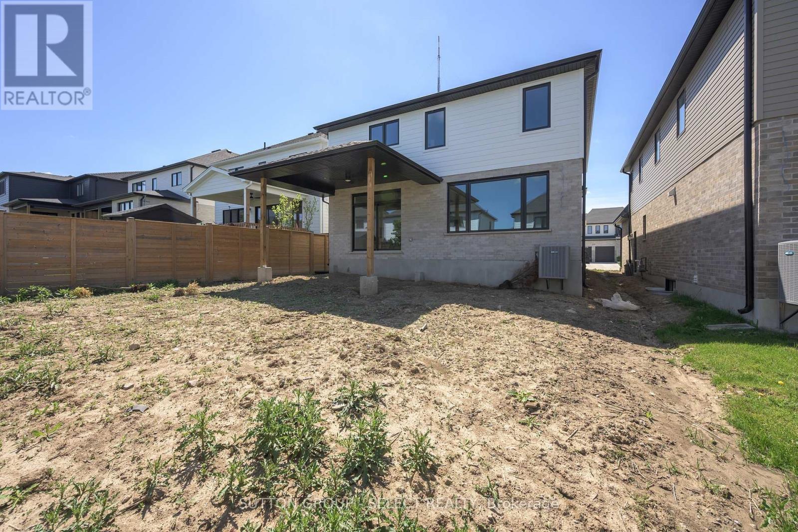 1898 FOUNTAIN GRASS DRIVE - 36