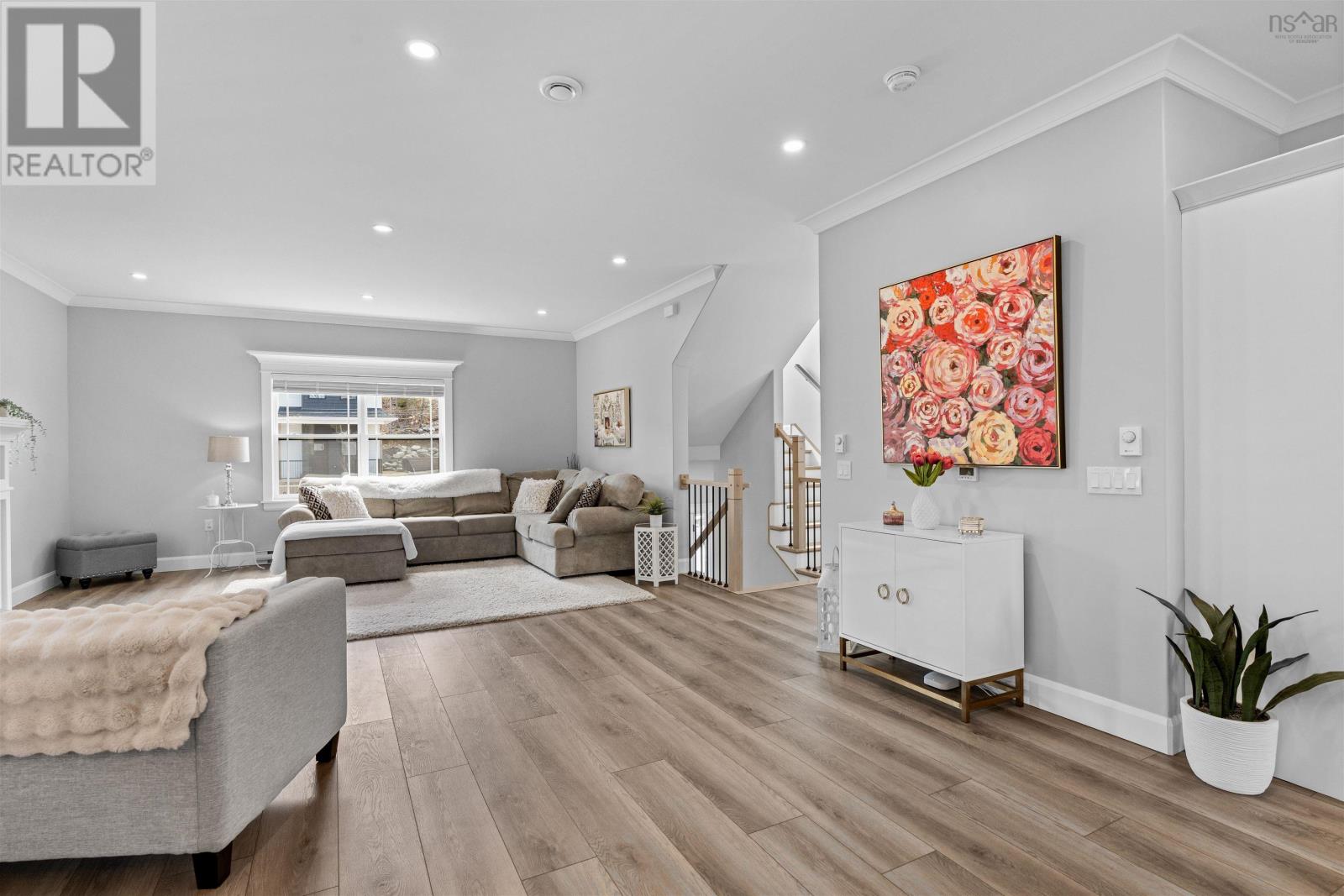 35 Angel Court - 16