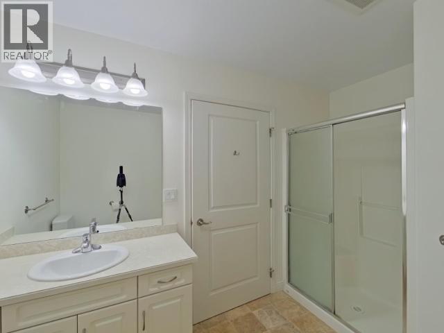 #11 4897 ONTARIO AVE - 22
