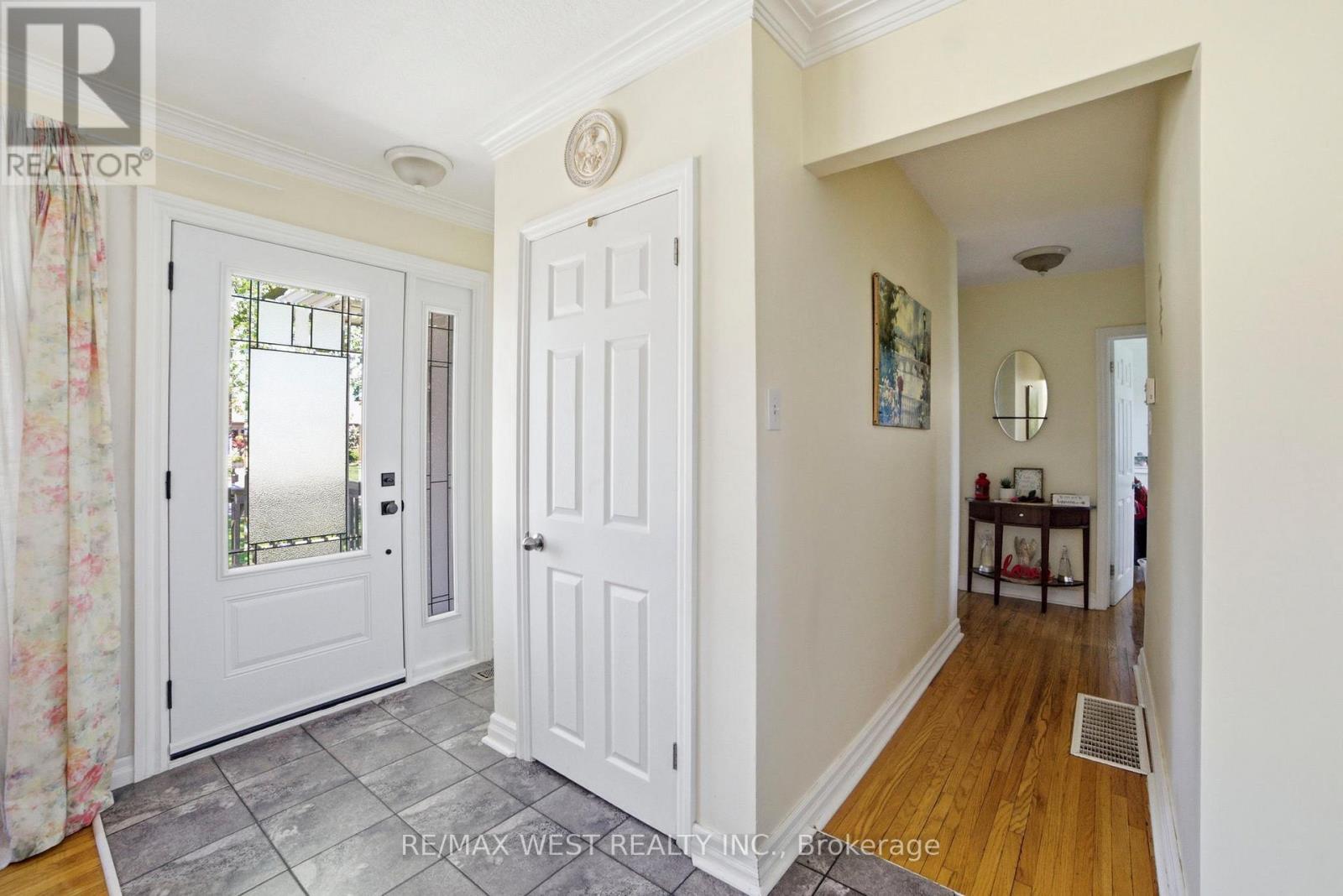 320 PEARL STREET - 13