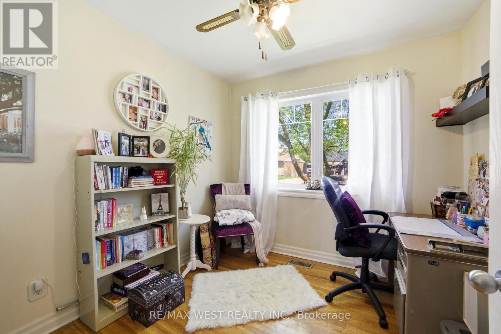320 PEARL STREET - 17