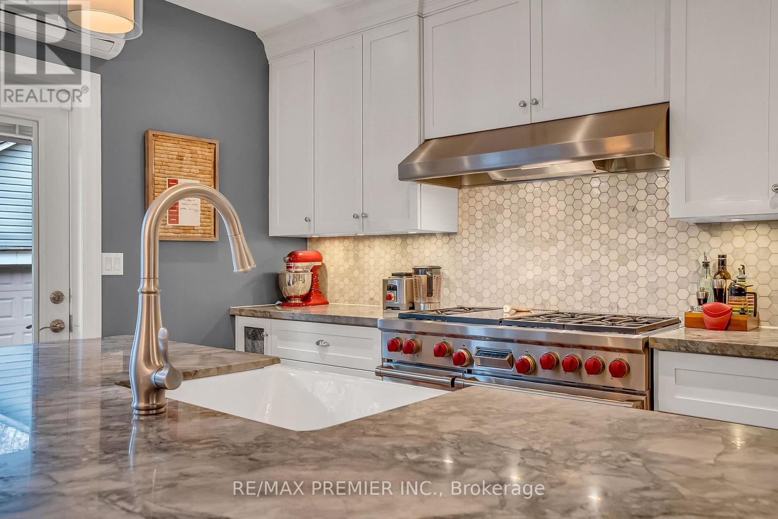75 RIVERCREST ROAD - 17