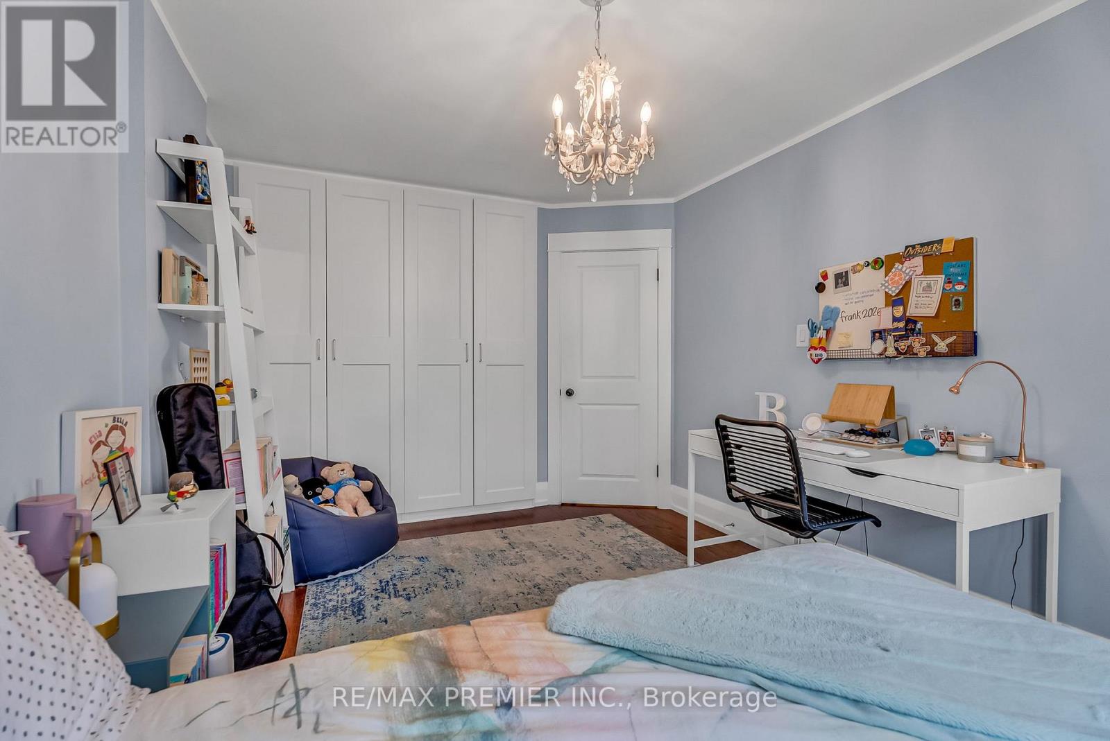 75 RIVERCREST ROAD - 27