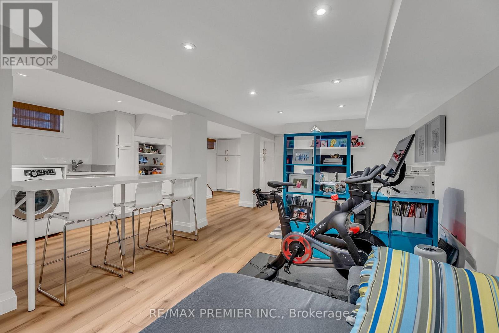75 RIVERCREST ROAD - 36