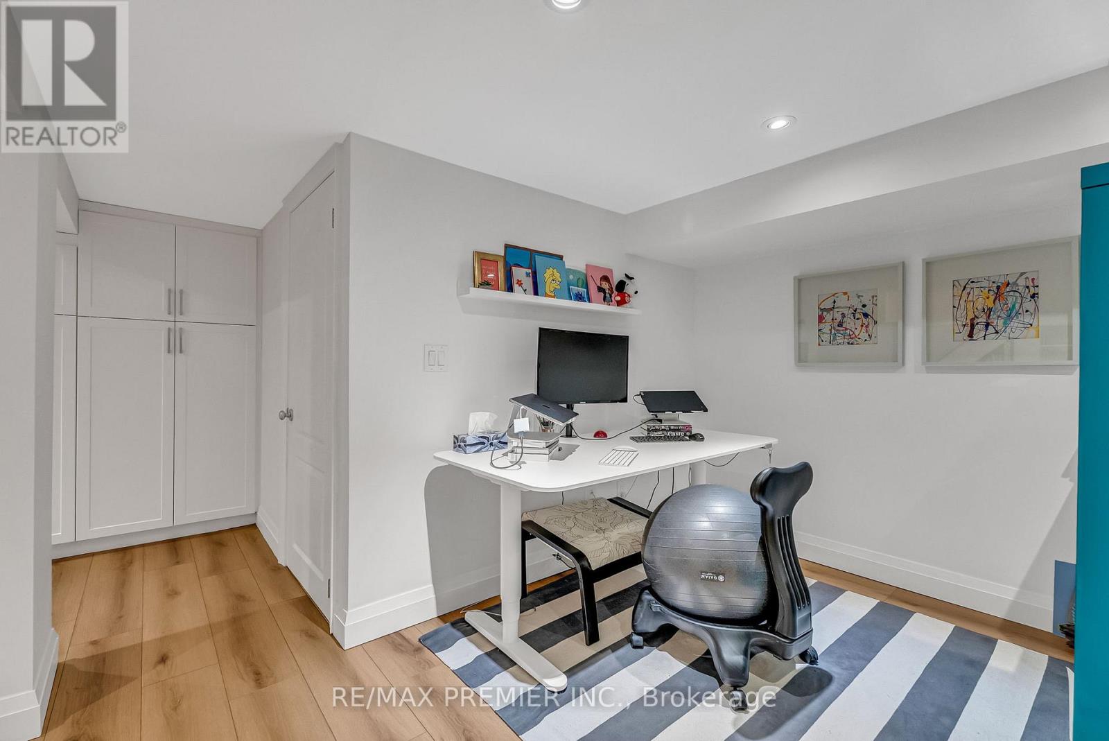 75 RIVERCREST ROAD - 37