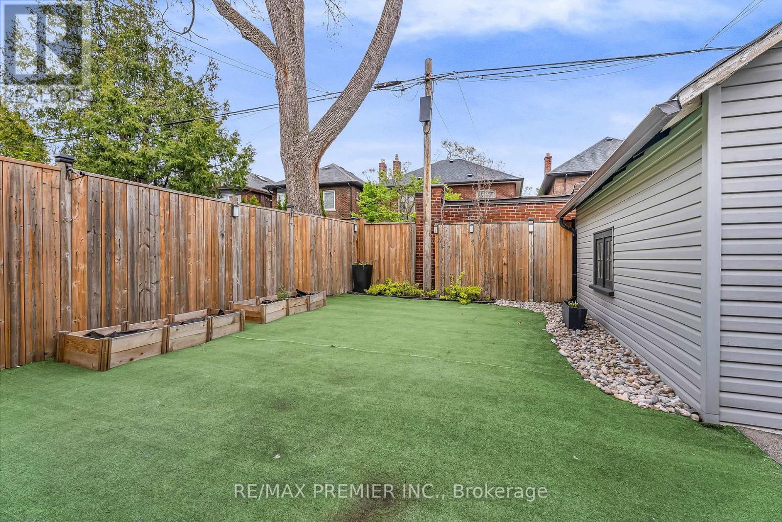 75 RIVERCREST ROAD - 47