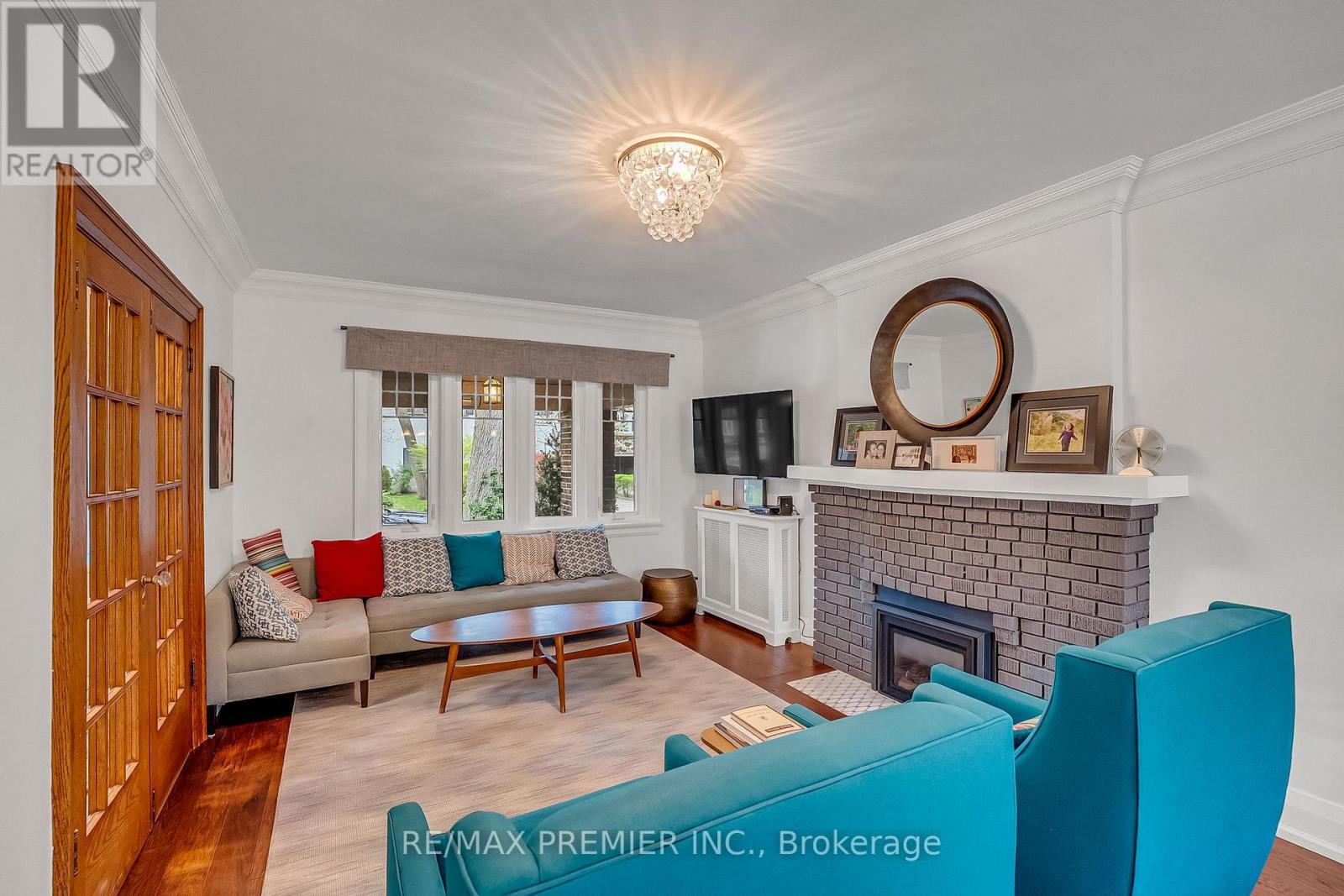 75 RIVERCREST ROAD - 7