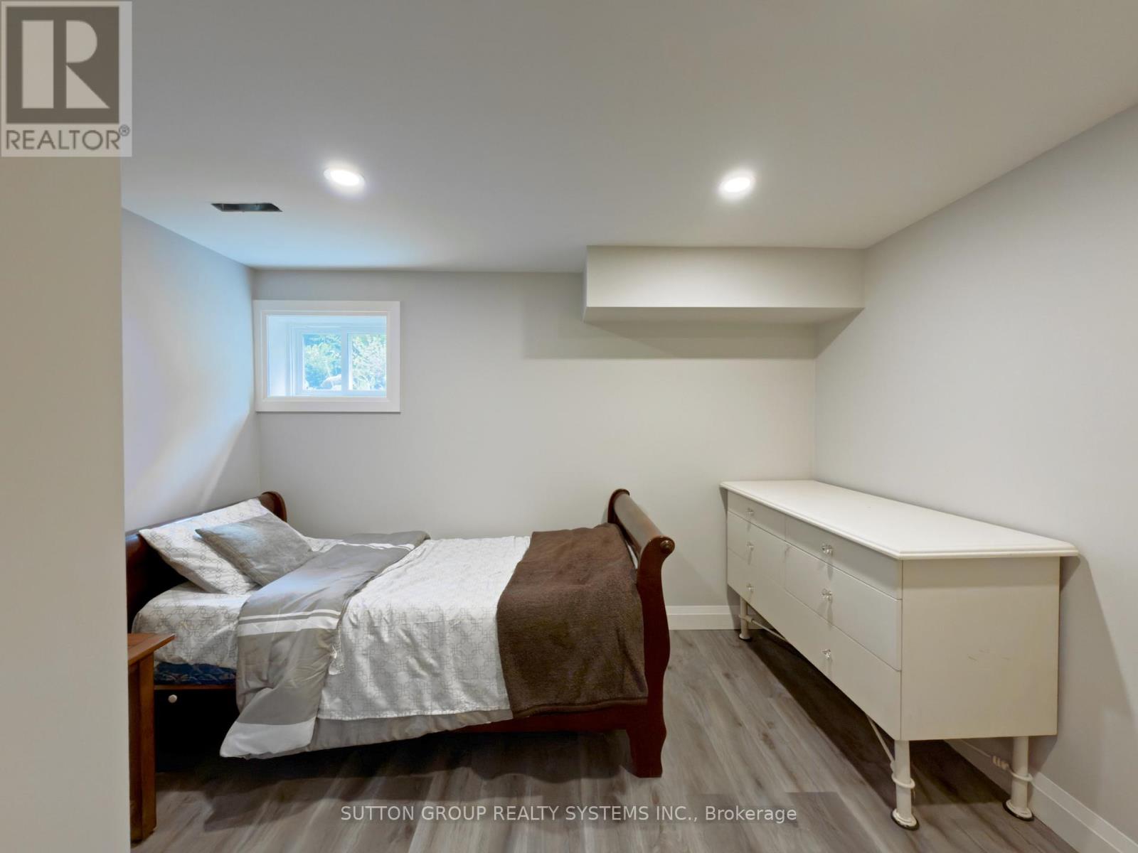 1018 WHITES ROAD - 37
