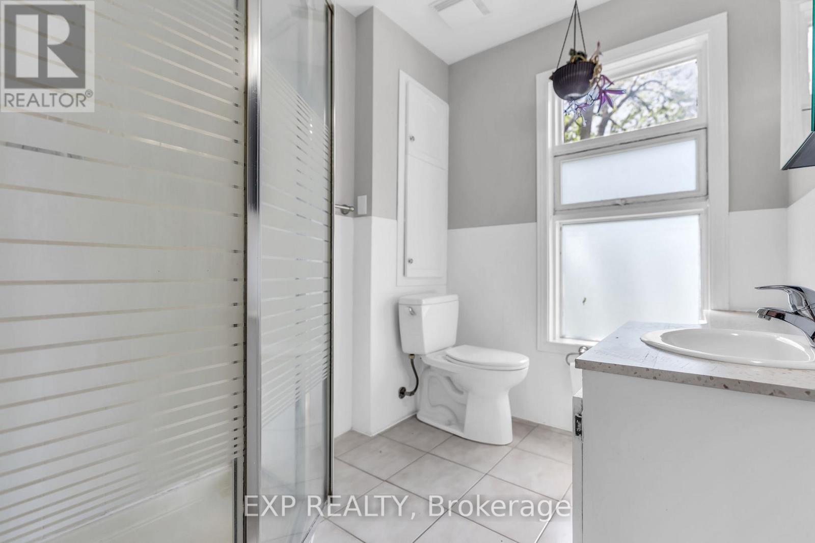 553 QUEBEC STREET - 25