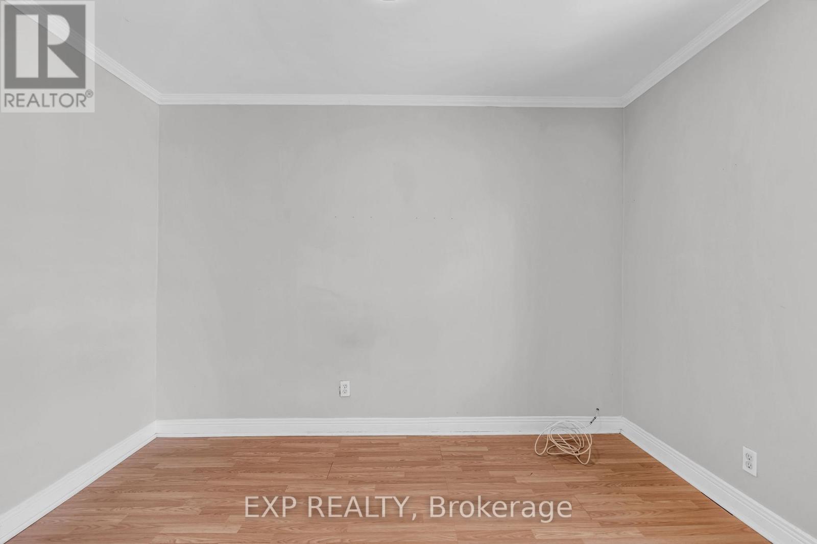 553 QUEBEC STREET - 28