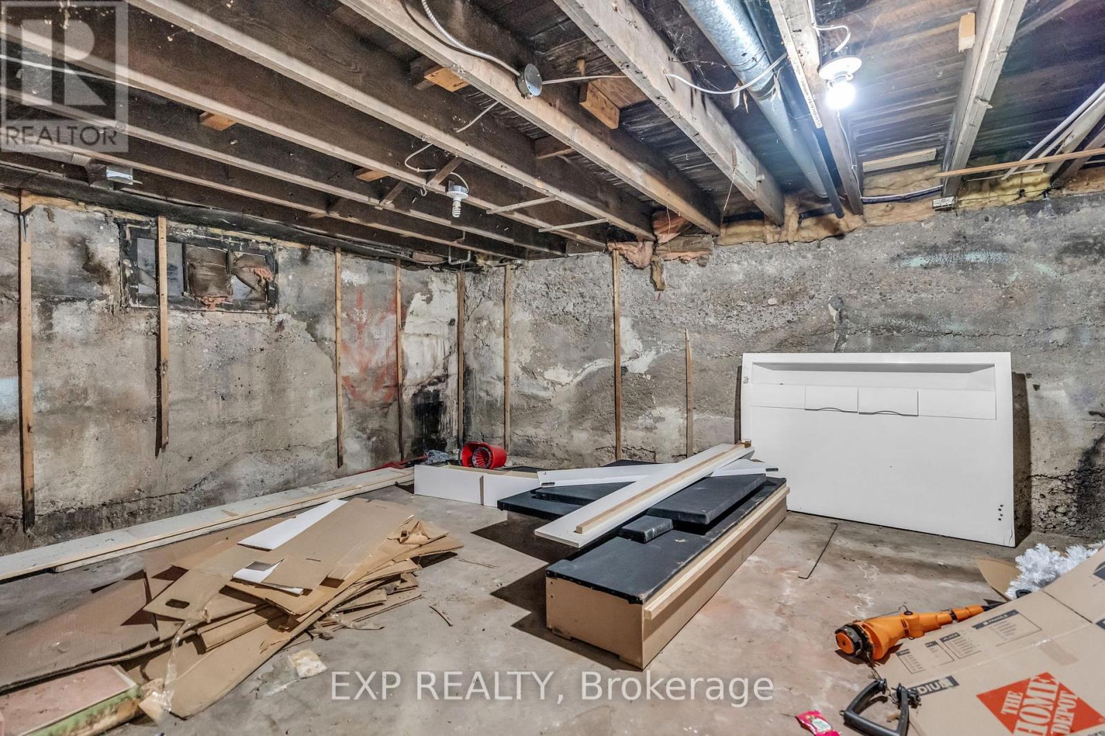 553 QUEBEC STREET - 33