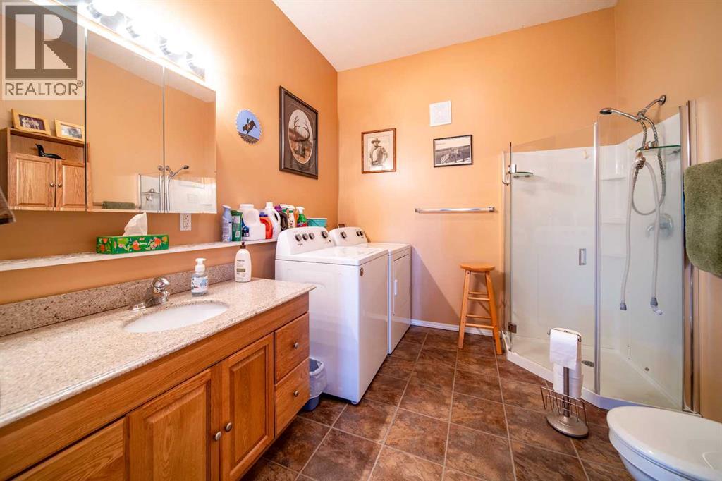 4608 51 Avenue - 7