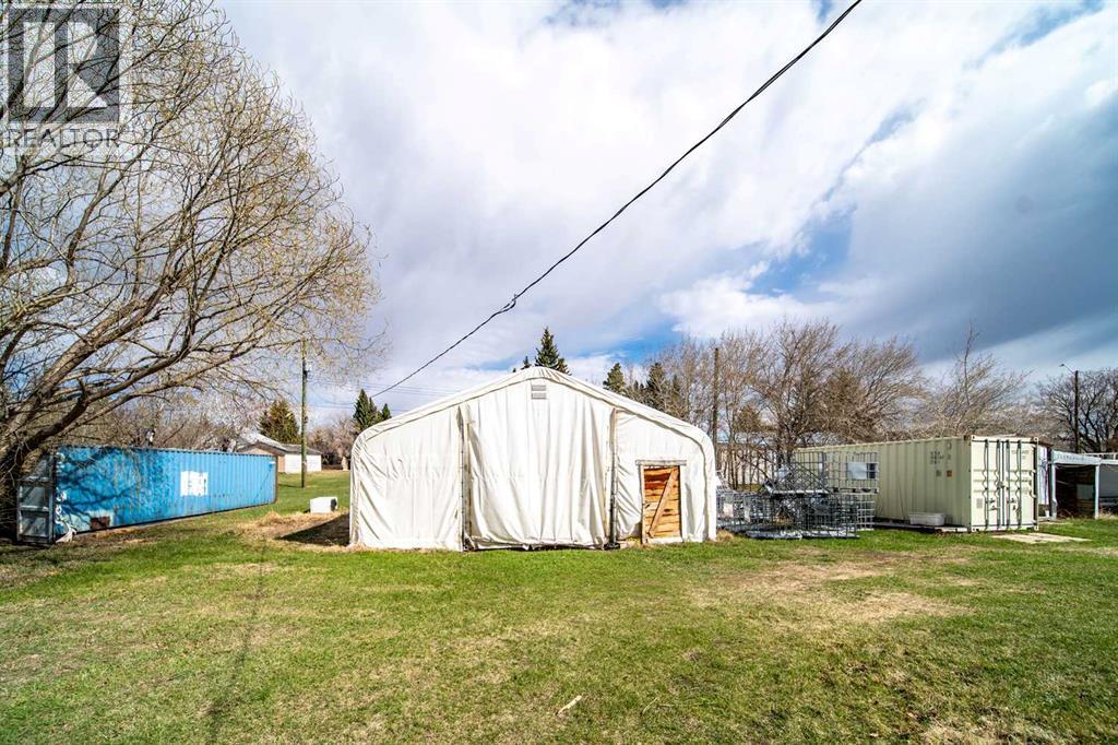4608 51 Avenue - 23