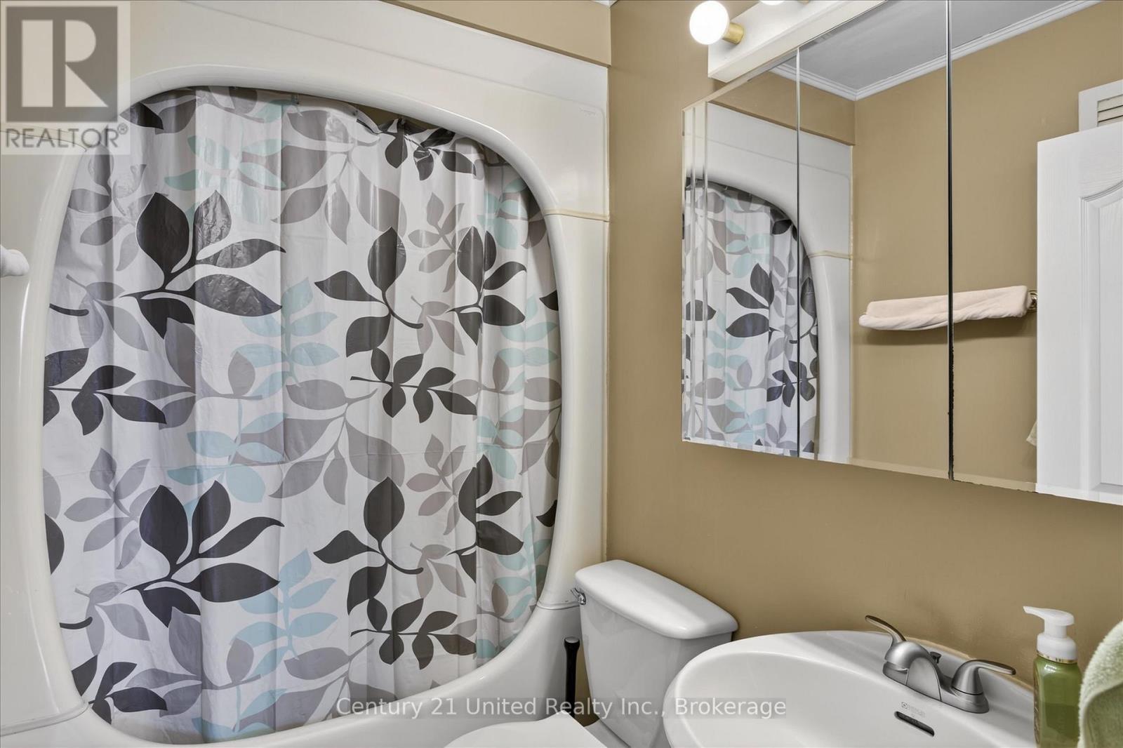 578 HILLSIDE STREET - 14