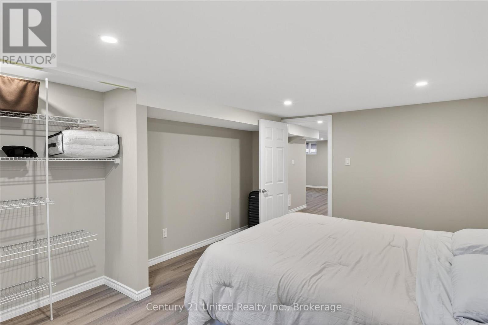 578 HILLSIDE STREET - 22