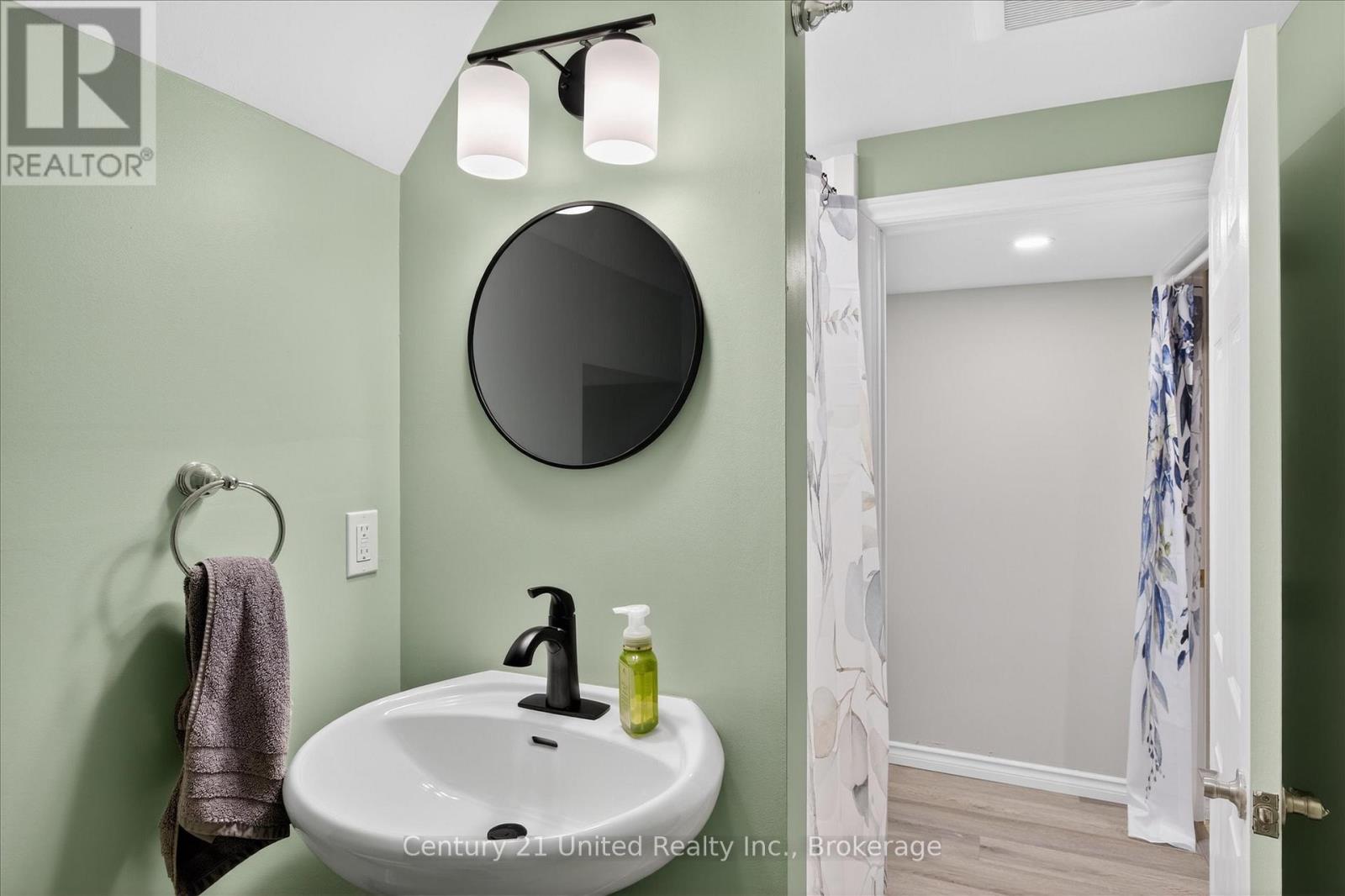 578 HILLSIDE STREET - 23