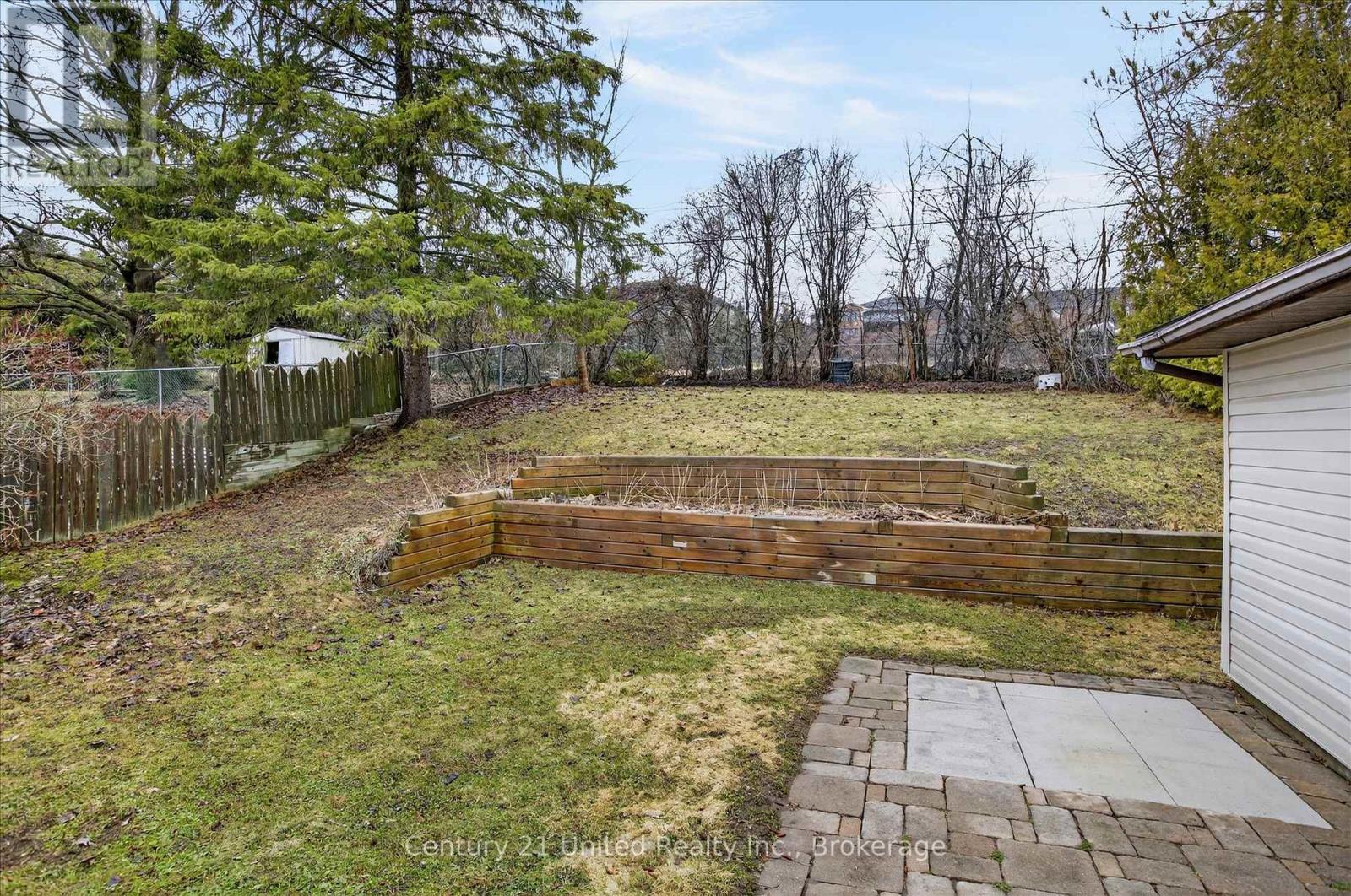 578 HILLSIDE STREET - 25