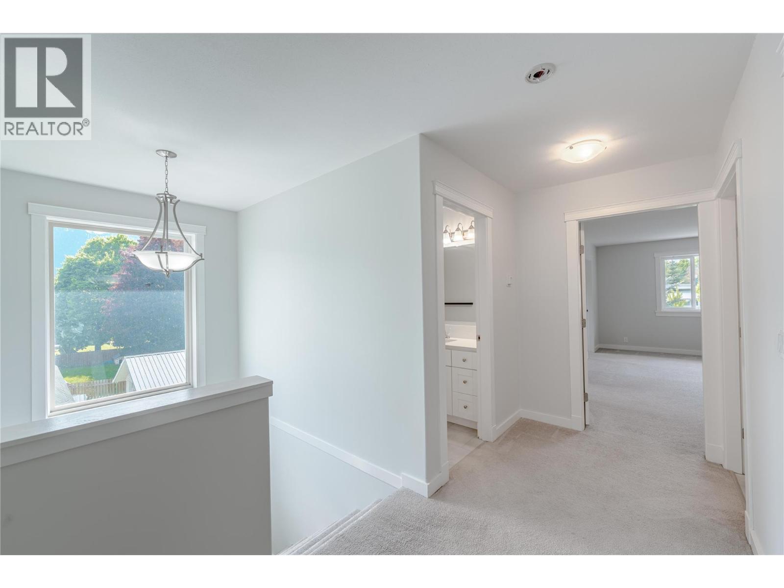 705 Center Street - 15