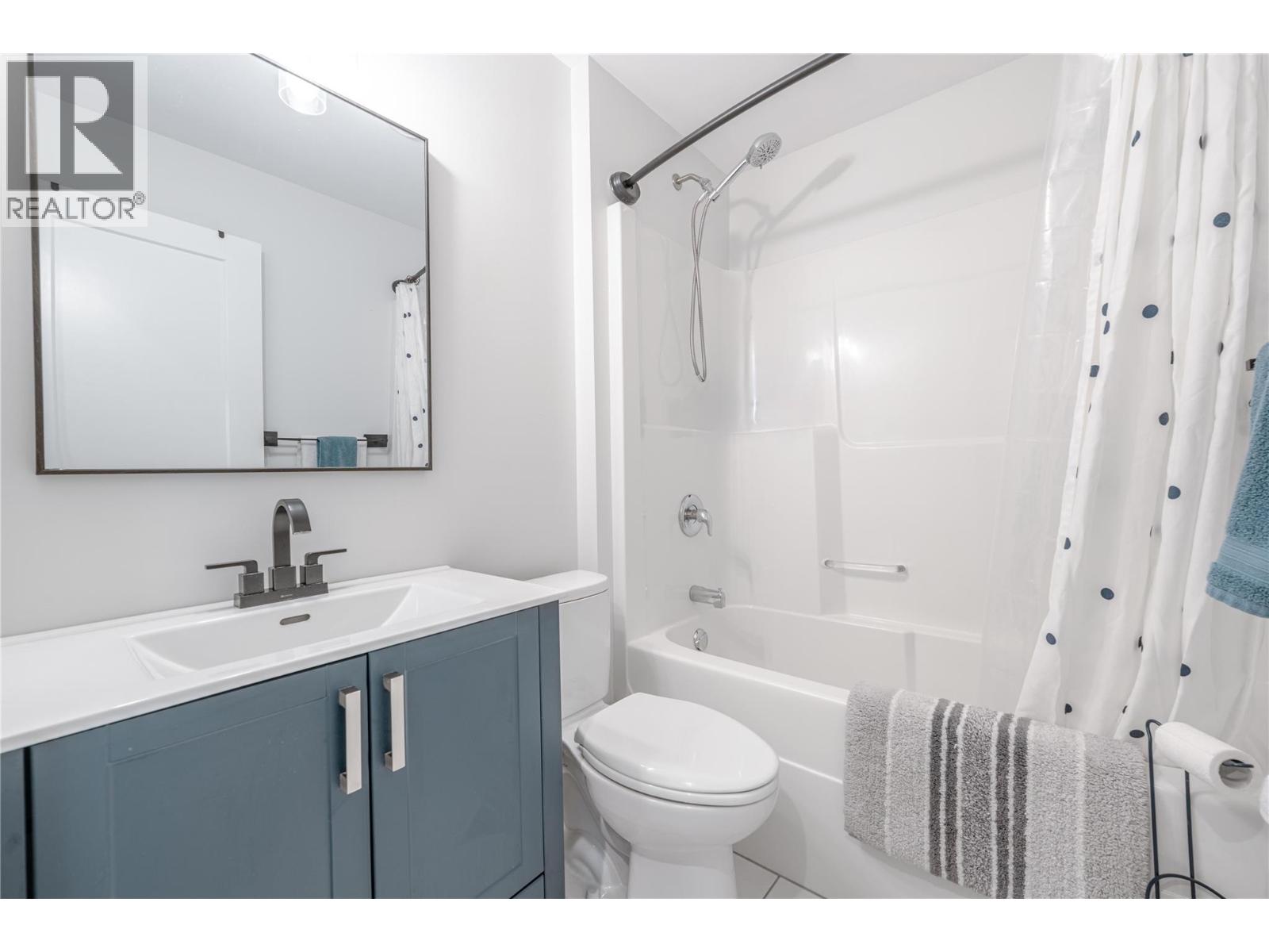 705 Center Street - 38