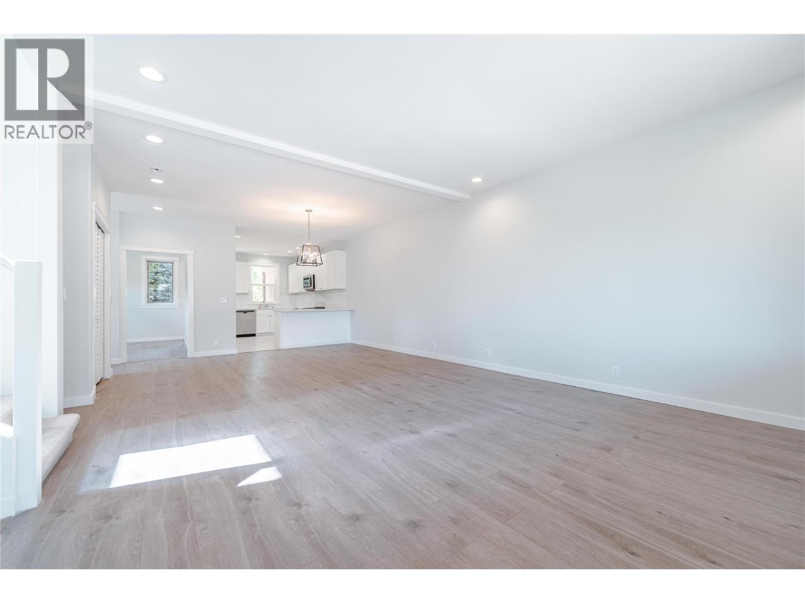 705 Center Street - 6