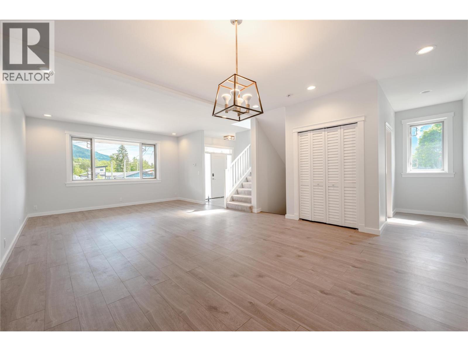 705 Center Street - 8