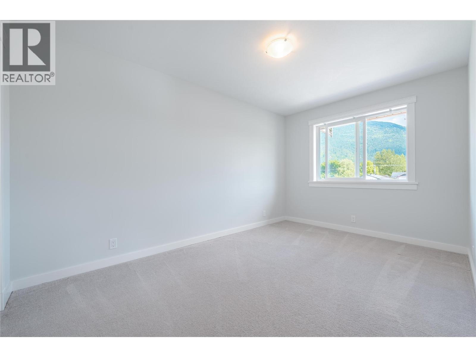705 Center Street - 23