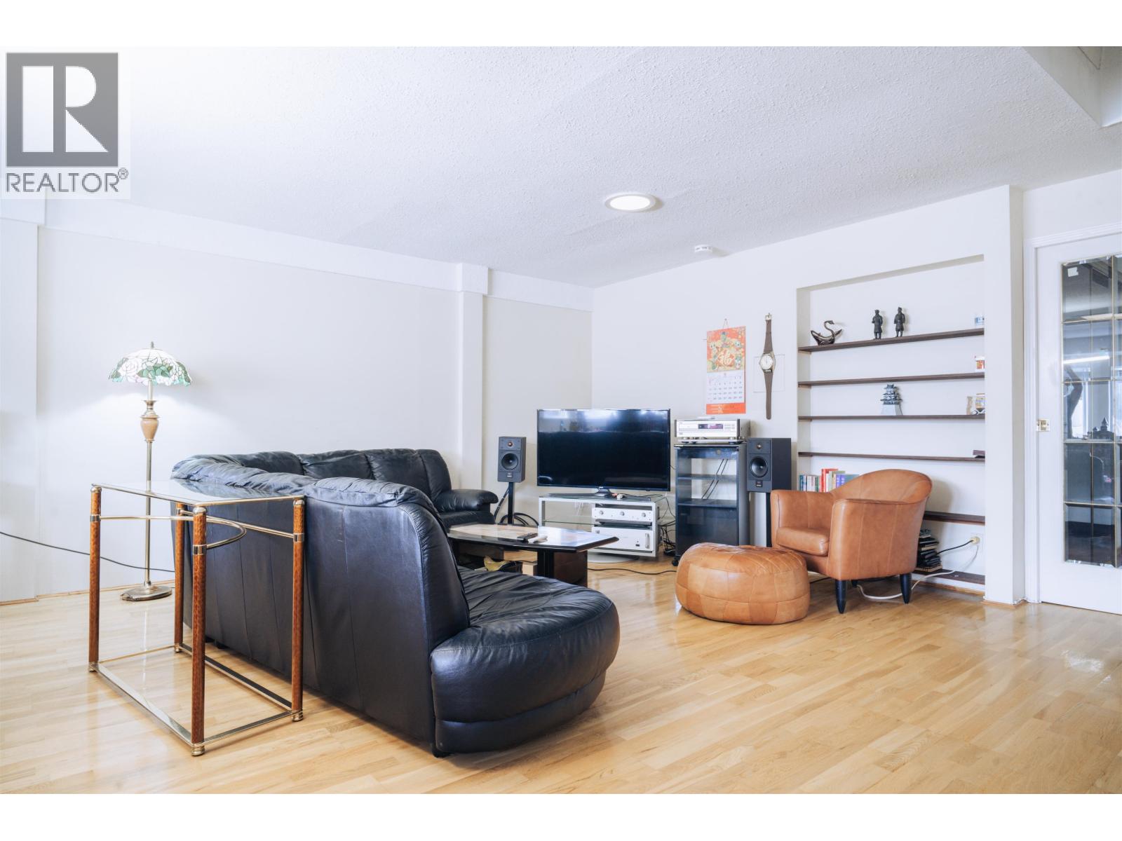 3 Bed, 2 Bath House for Sale in Richmond – 9151 NO. 4 ROAD, Richmond – MLS# R3127519 - Image 7