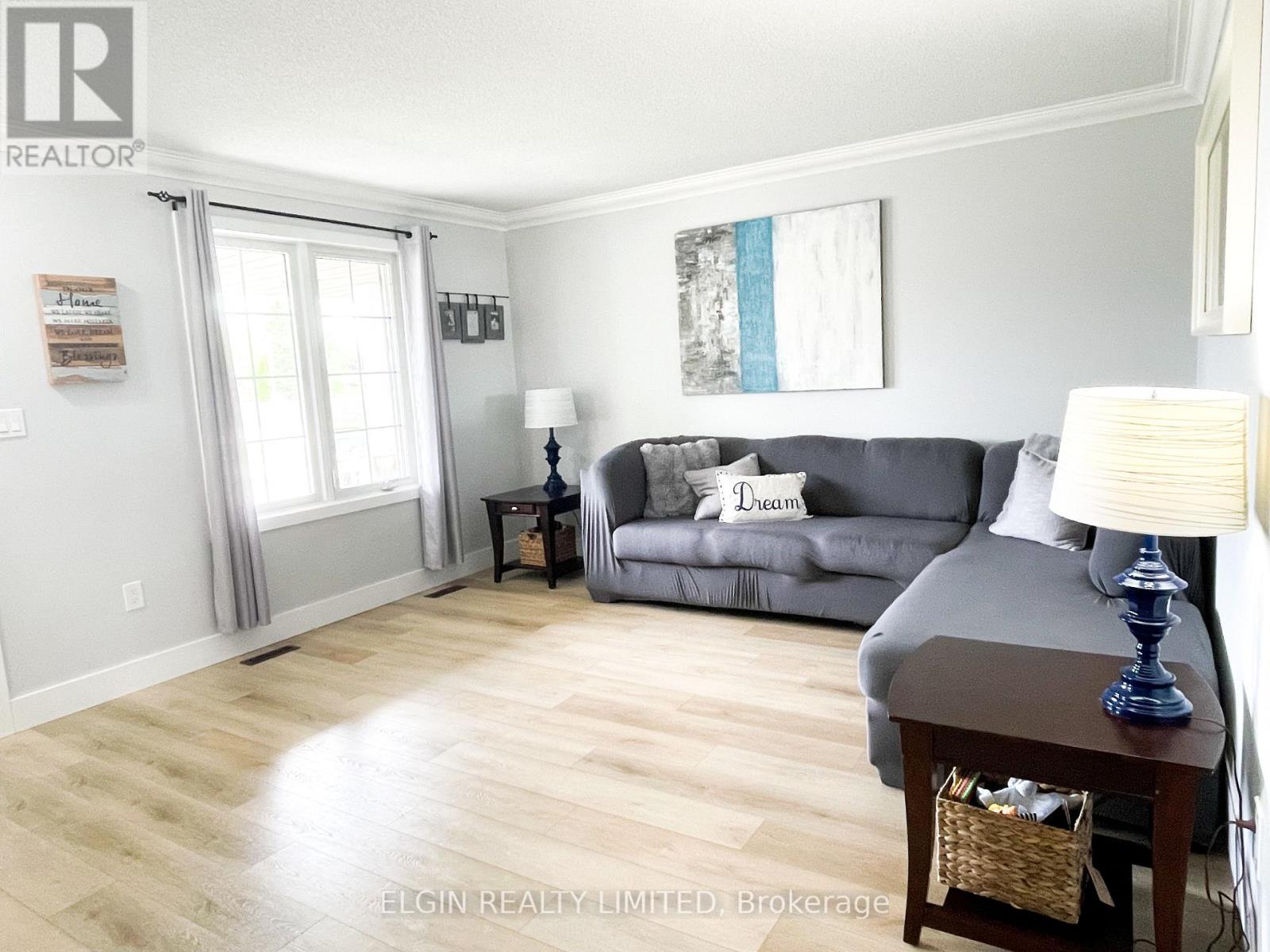 629 HIGHVIEW DRIVE - 4
