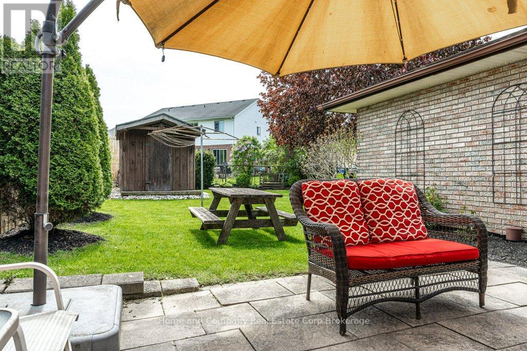 271 DEVON STREET - 19