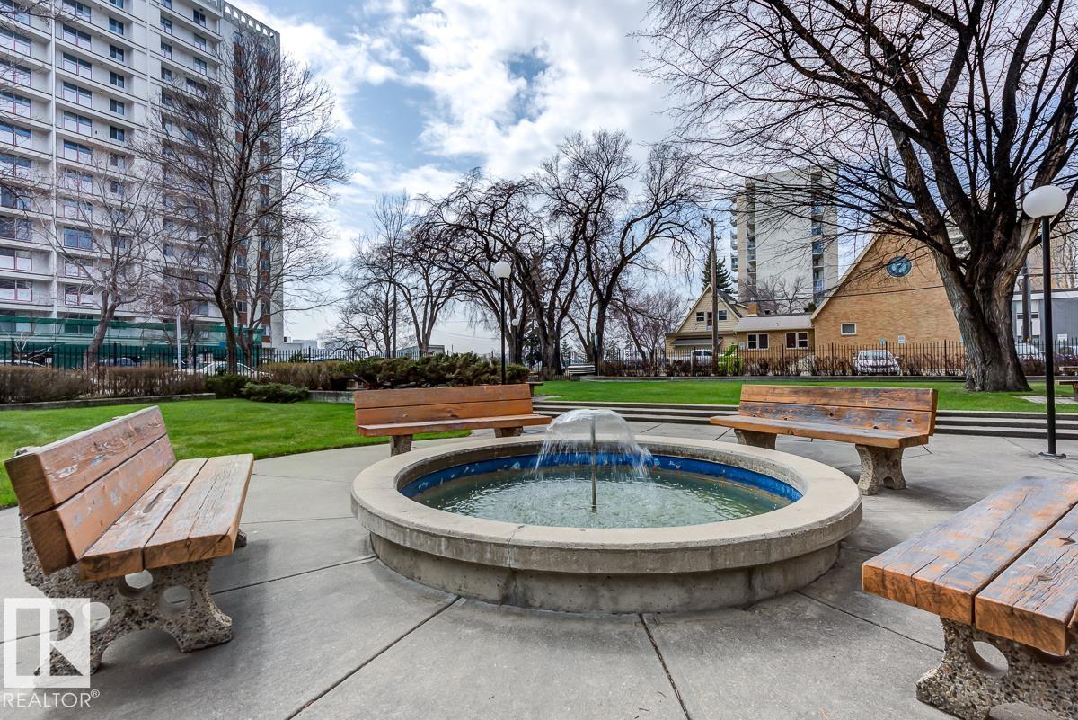 #302 9916 113 ST NW - 40