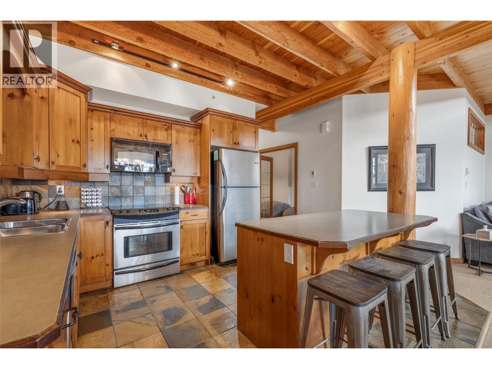 #8 5940 Snow Pines Way - 11