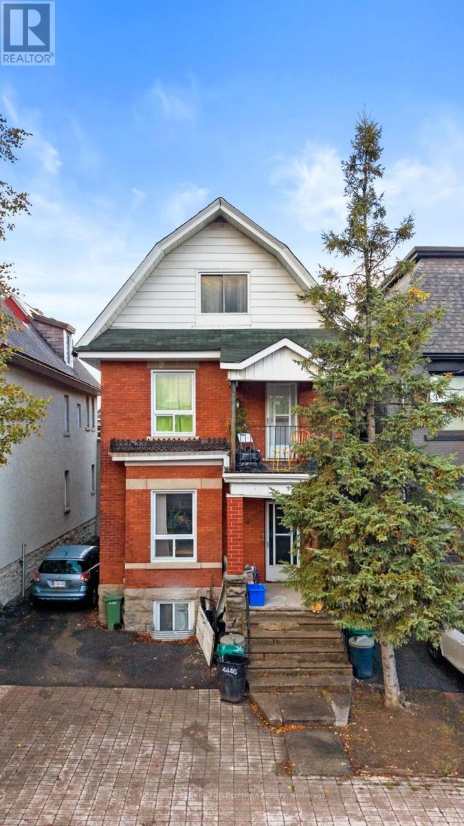3 bedroom unit, 2 bedroom unit & 1 bedroom unit!