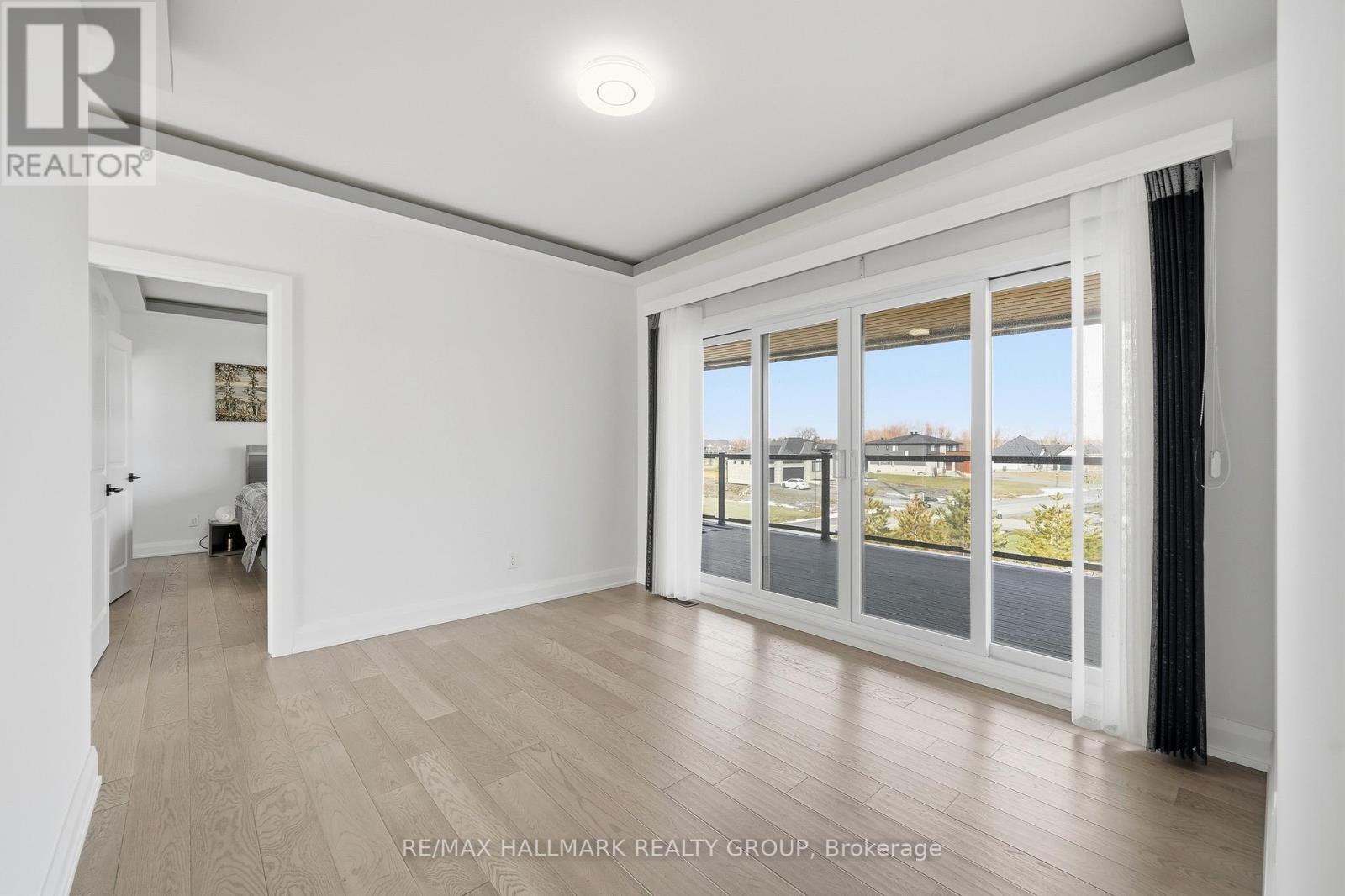225 SUMMERVIEW TERRACE - 30