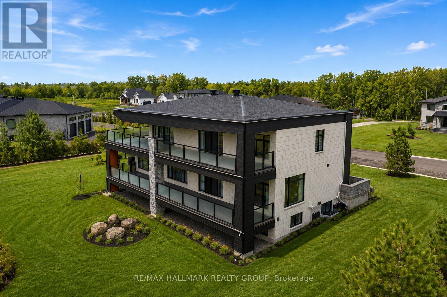 225 SUMMERVIEW TERRACE - 43