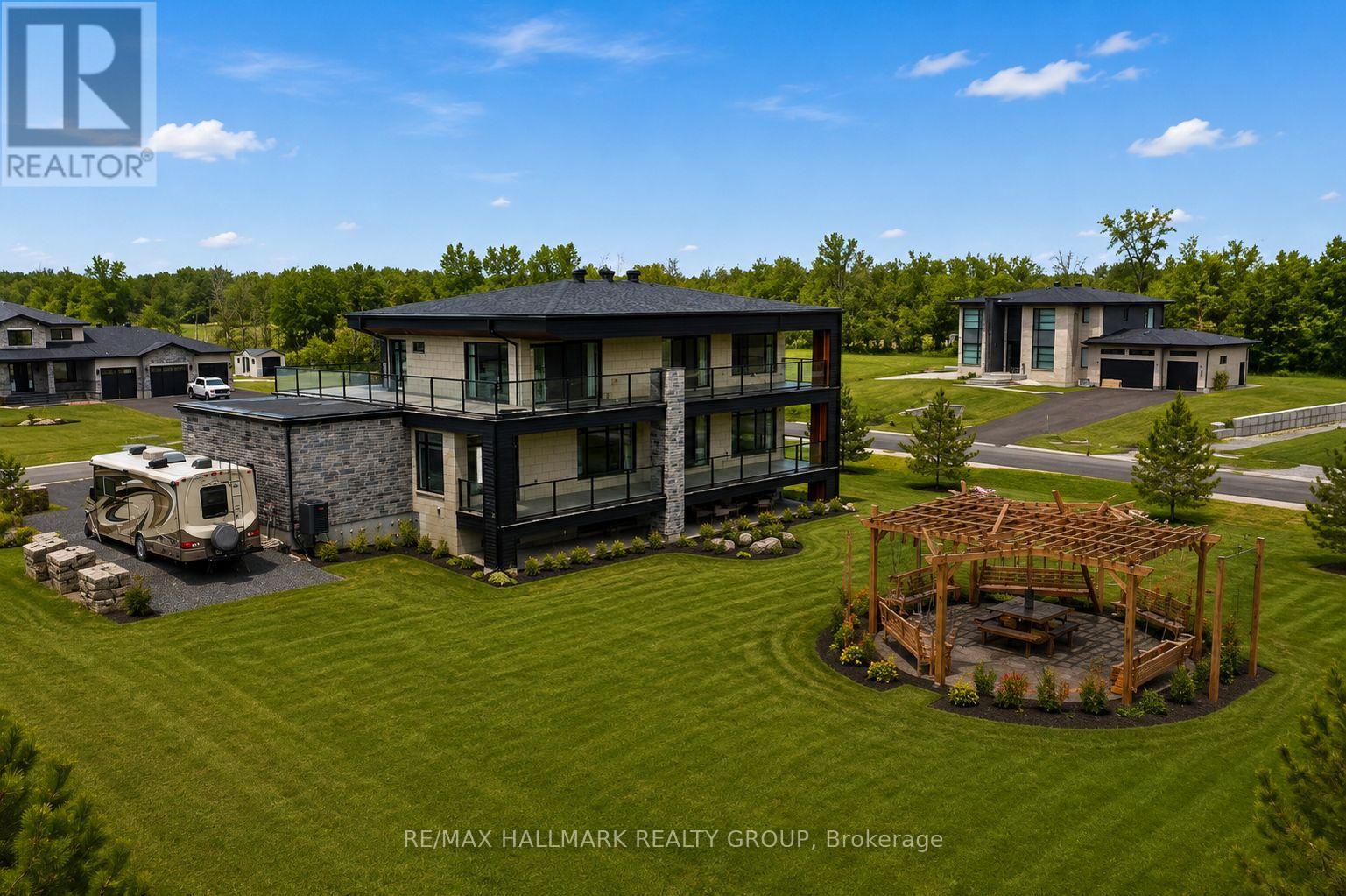 225 SUMMERVIEW TERRACE - 45