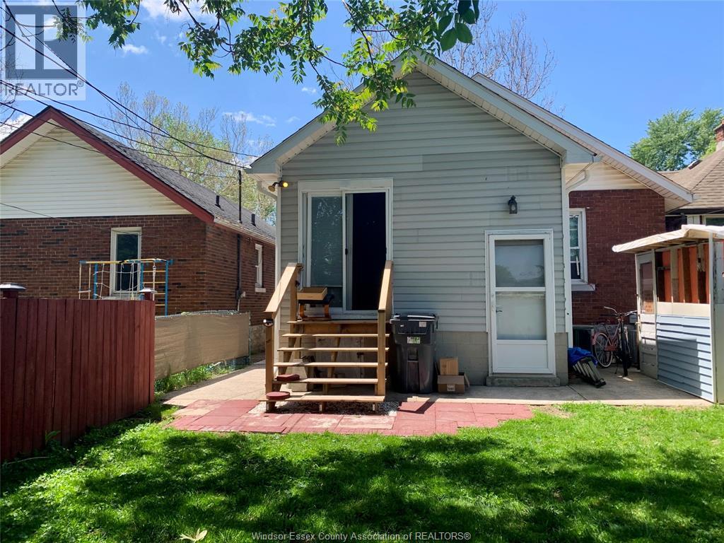 1204 WIGLE AVENUE - Image 2