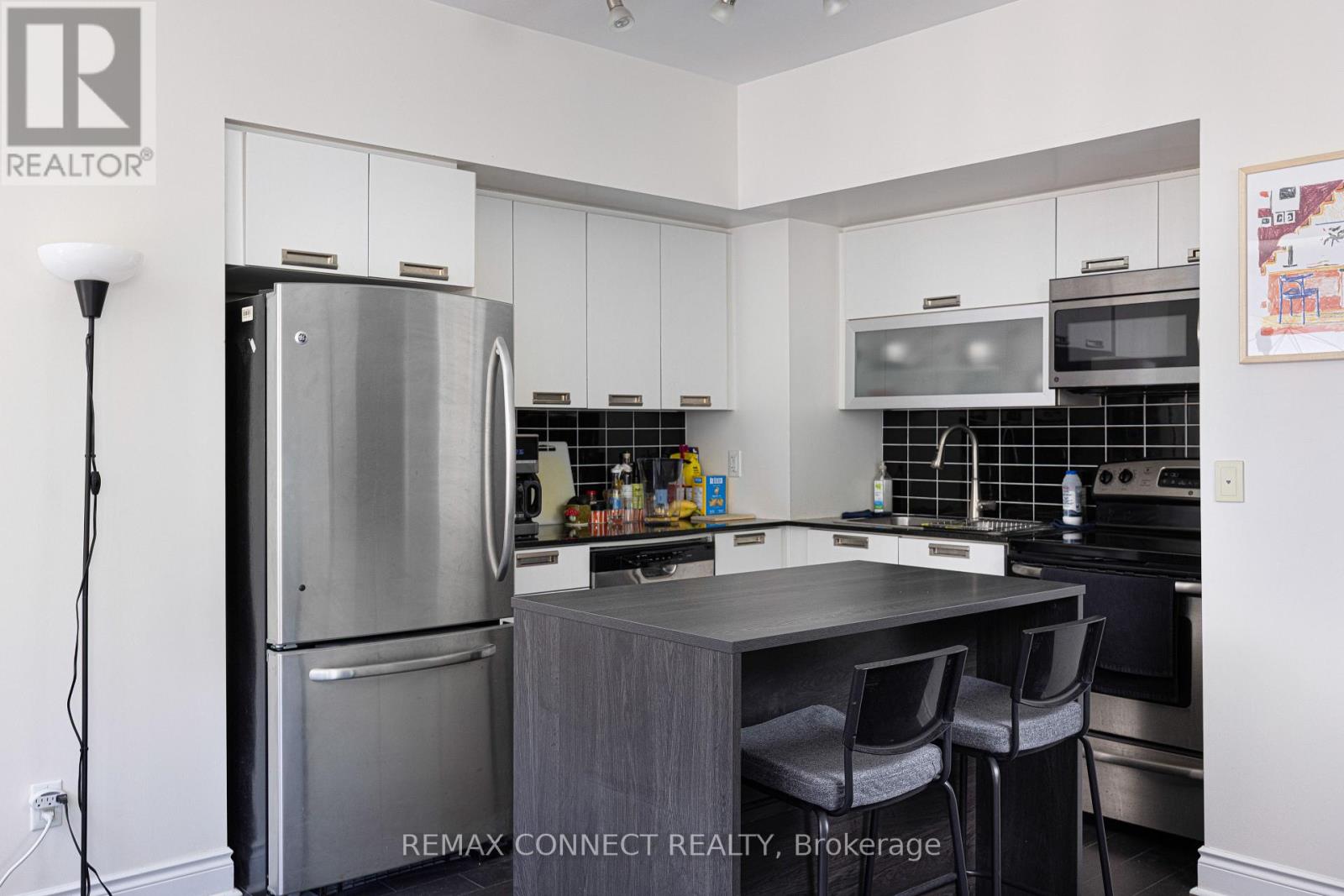 #1012 28 TED ROGERS WAY - 12