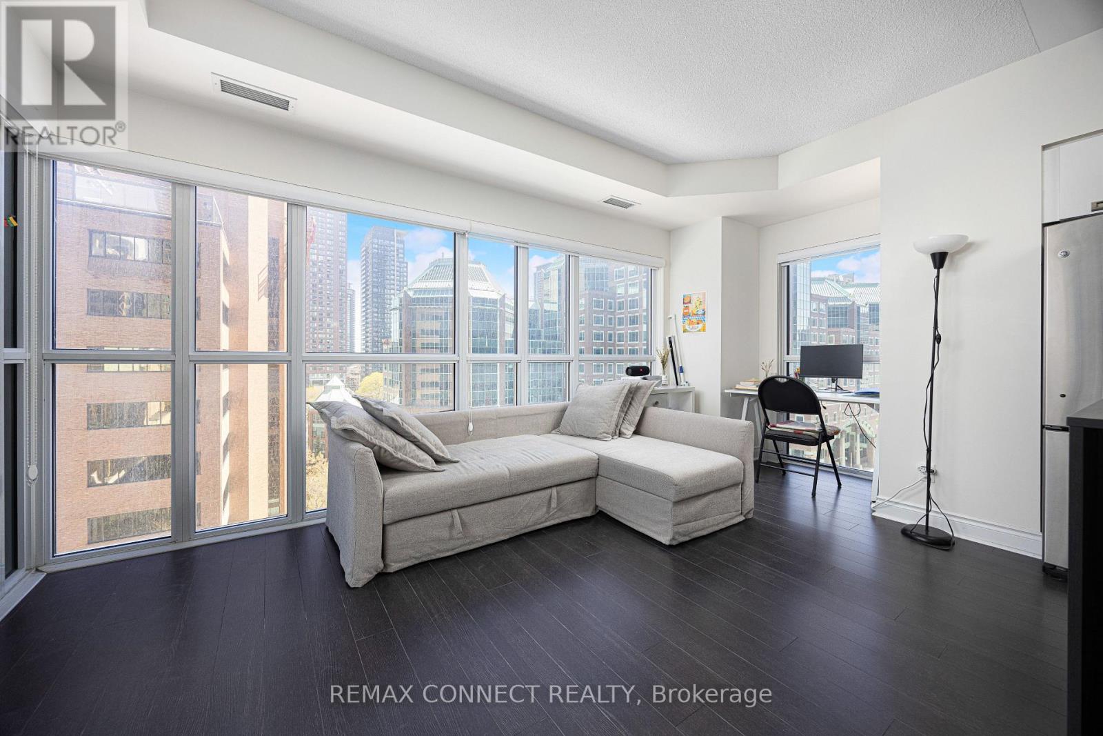 #1012 28 TED ROGERS WAY - 7