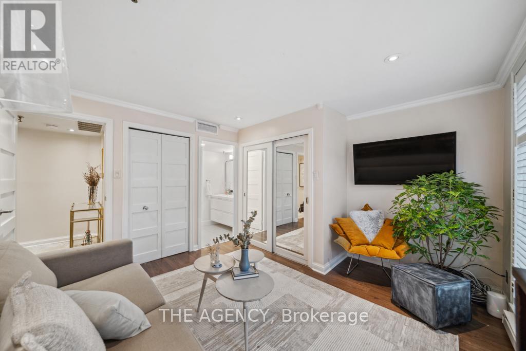 #3 105 HEATH STREET W - 22