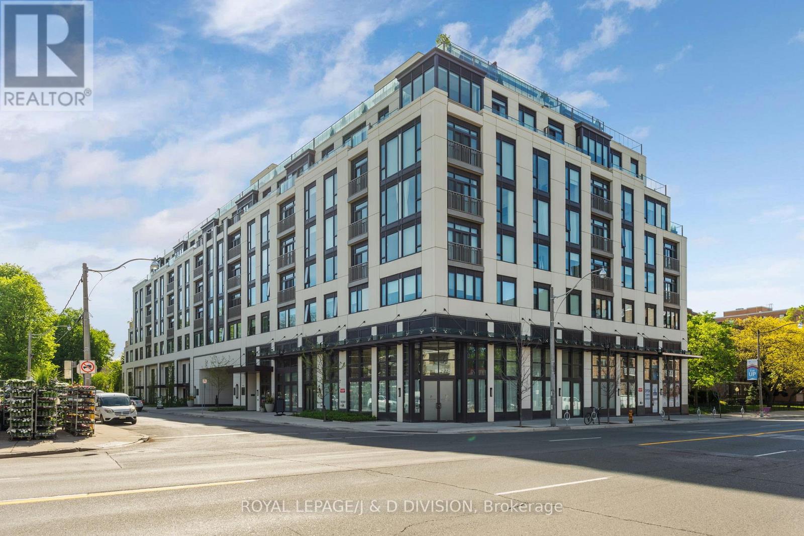 #710 1 STRATHGOWAN AVENUE - 37