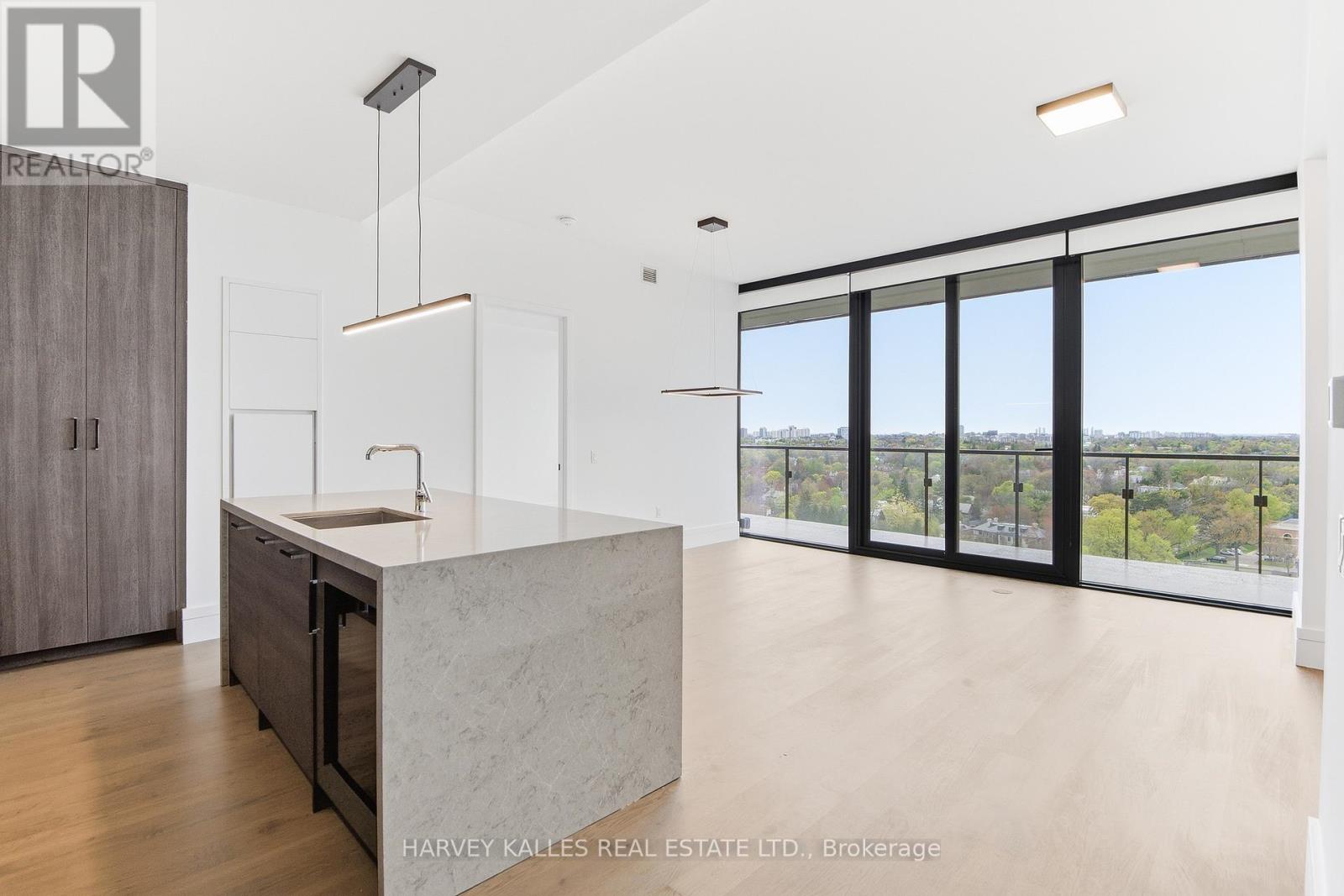 Listing photo of 1602 - 215 LONSDALE ROAD