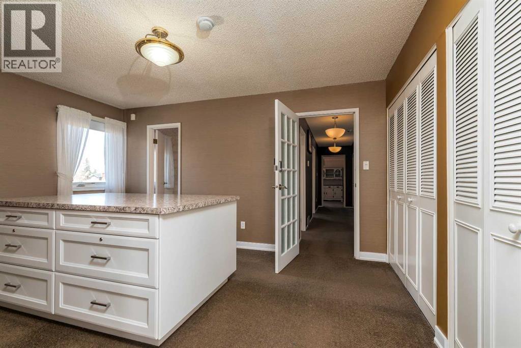 3003 51B Avenue — photo 19
