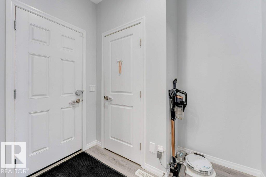1305 DARBY WY SW - 36