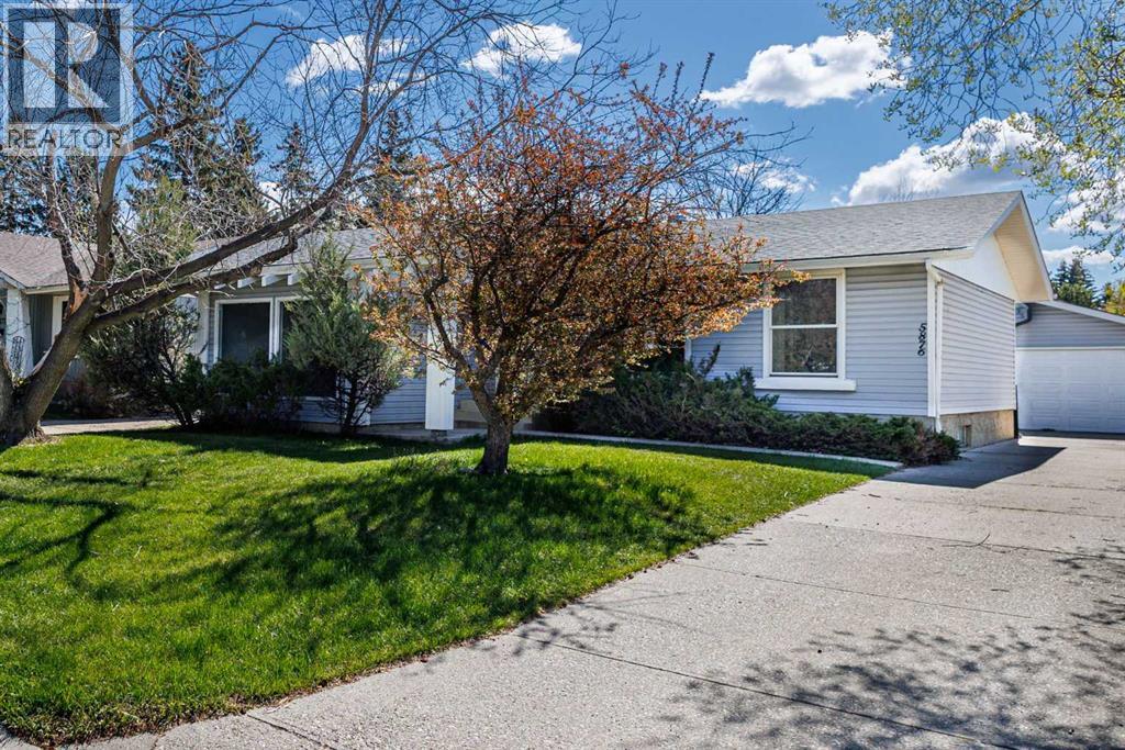 5876 Dalcastle Drive NW - 4