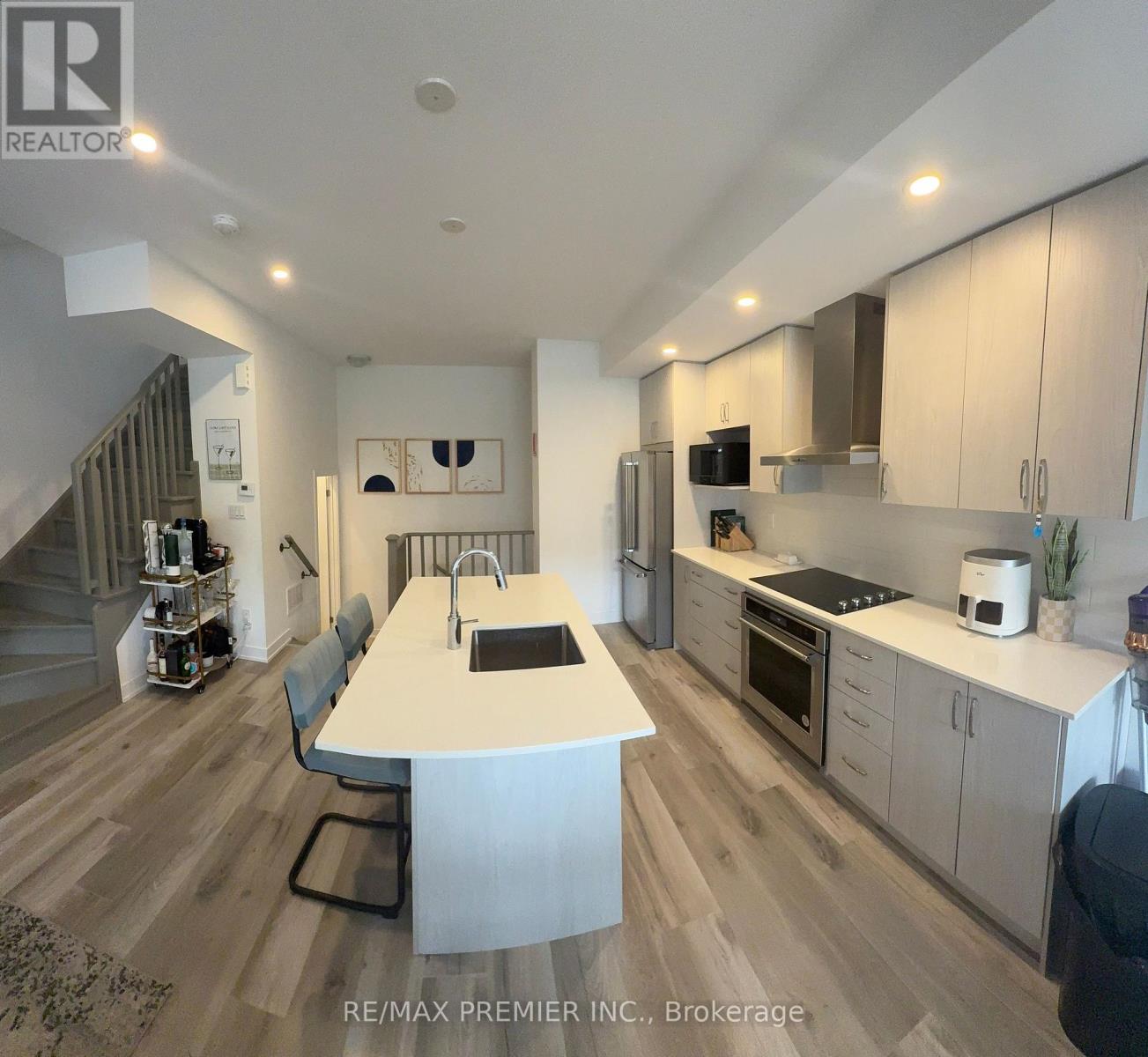63 KENNETH KIRBY LANE - 18