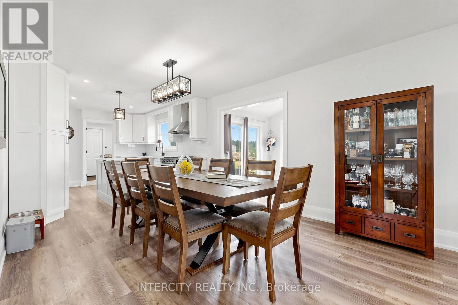 2076 15TH SIDE ROAD - 12